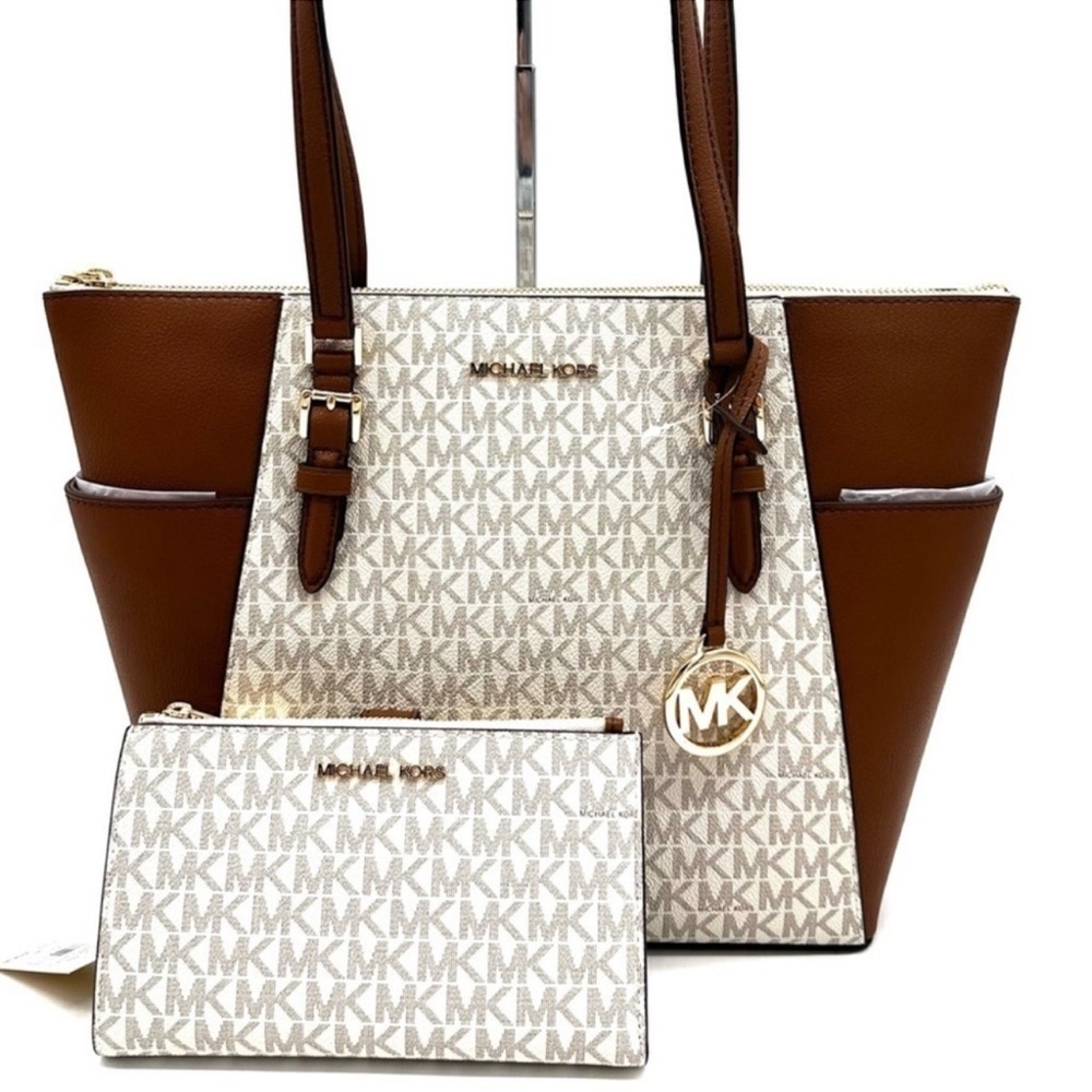 Michael Kors Large Charlotte Tote Bag & Large Double Zip Wallet Vanilla/Brown - Picture 2 of 13
